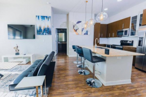 Modern 2BR Luxury, Living space